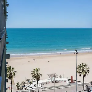 https://apartmento-playa-de-la-victoria.hotelsincadiz.net